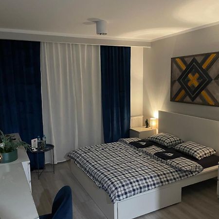 Apartament Korner Chelmonskiego Śrem Exterior foto