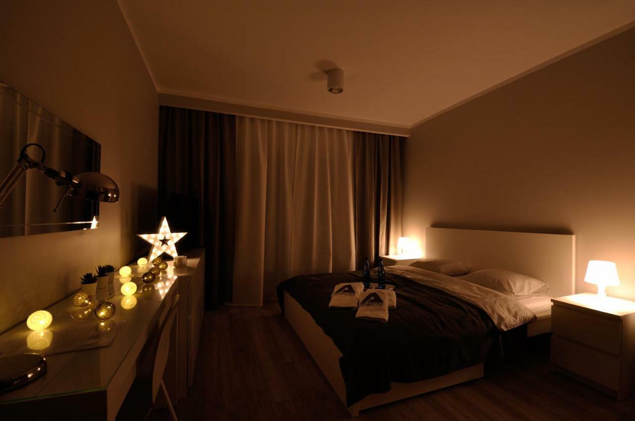 Apartament Korner Chelmonskiego Śrem Exterior foto